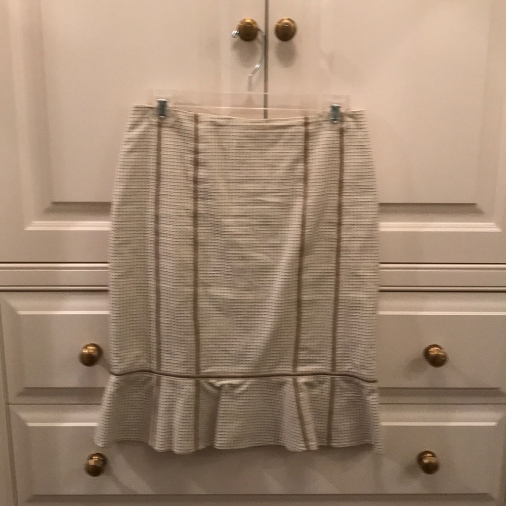 Nanette Lepore stitched detailed skirt w/ flounce